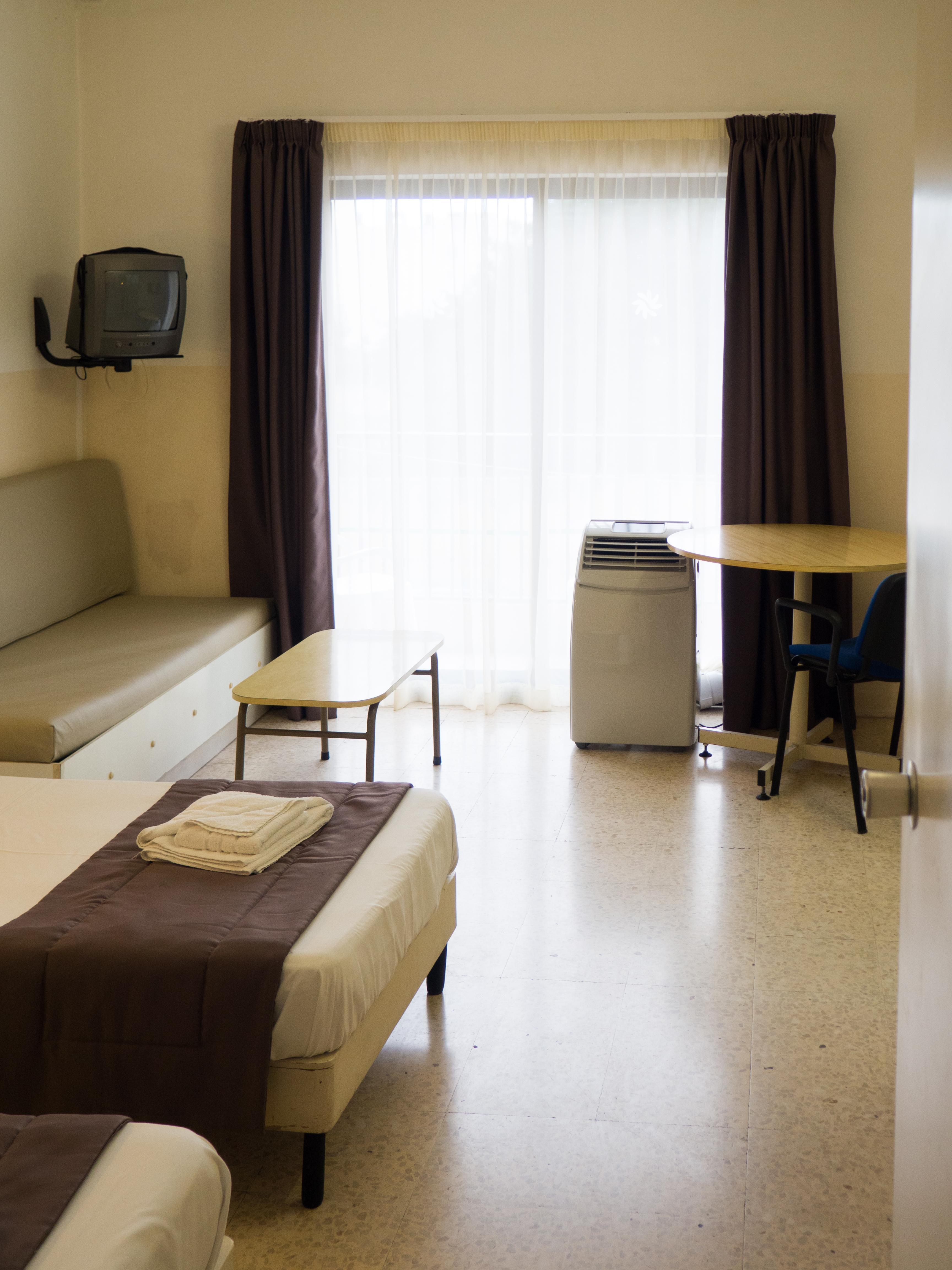 Huli Hotel & Apartments Qawra Dış mekan fotoğraf
