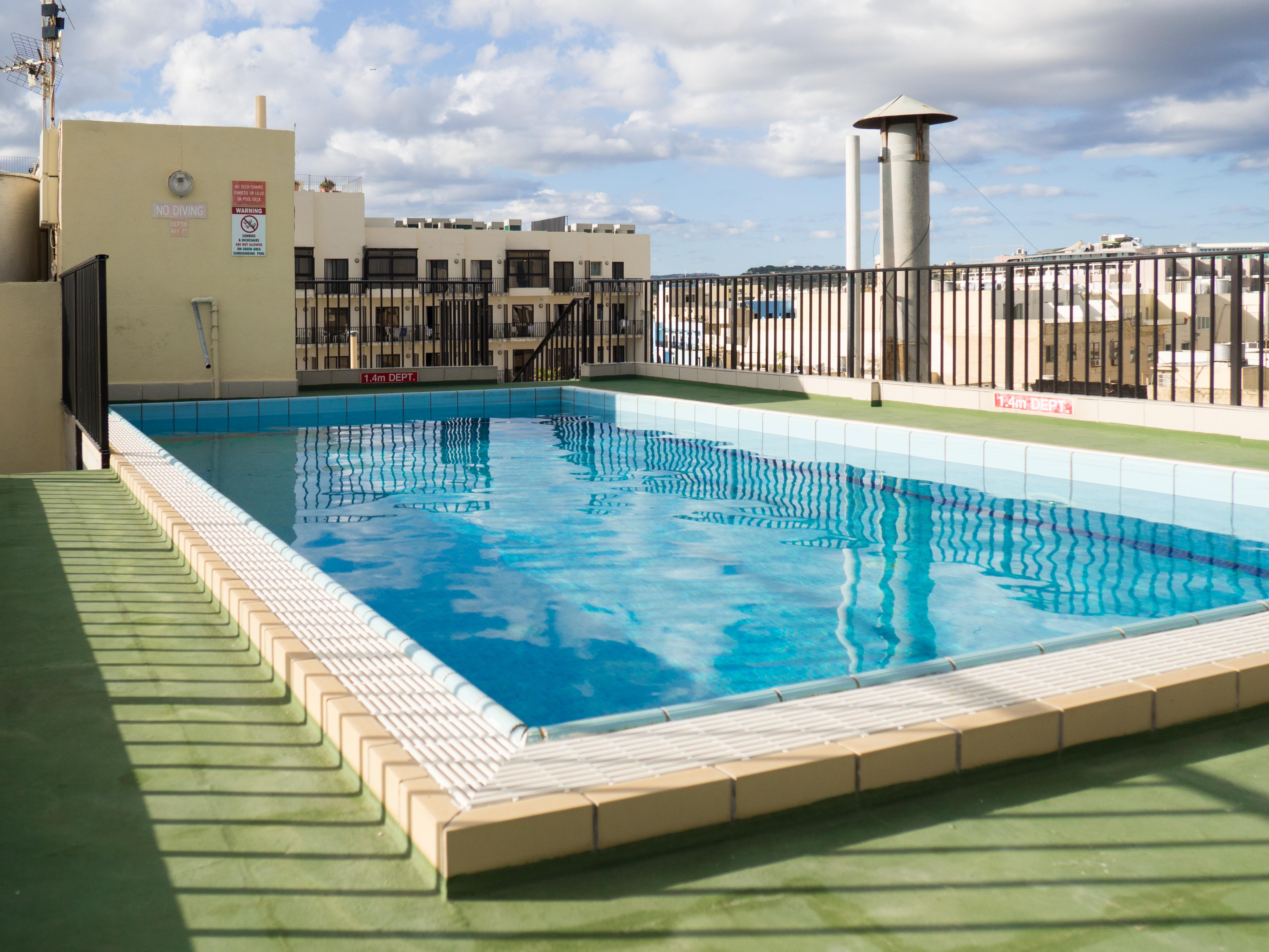 Huli Hotel & Apartments Qawra Dış mekan fotoğraf