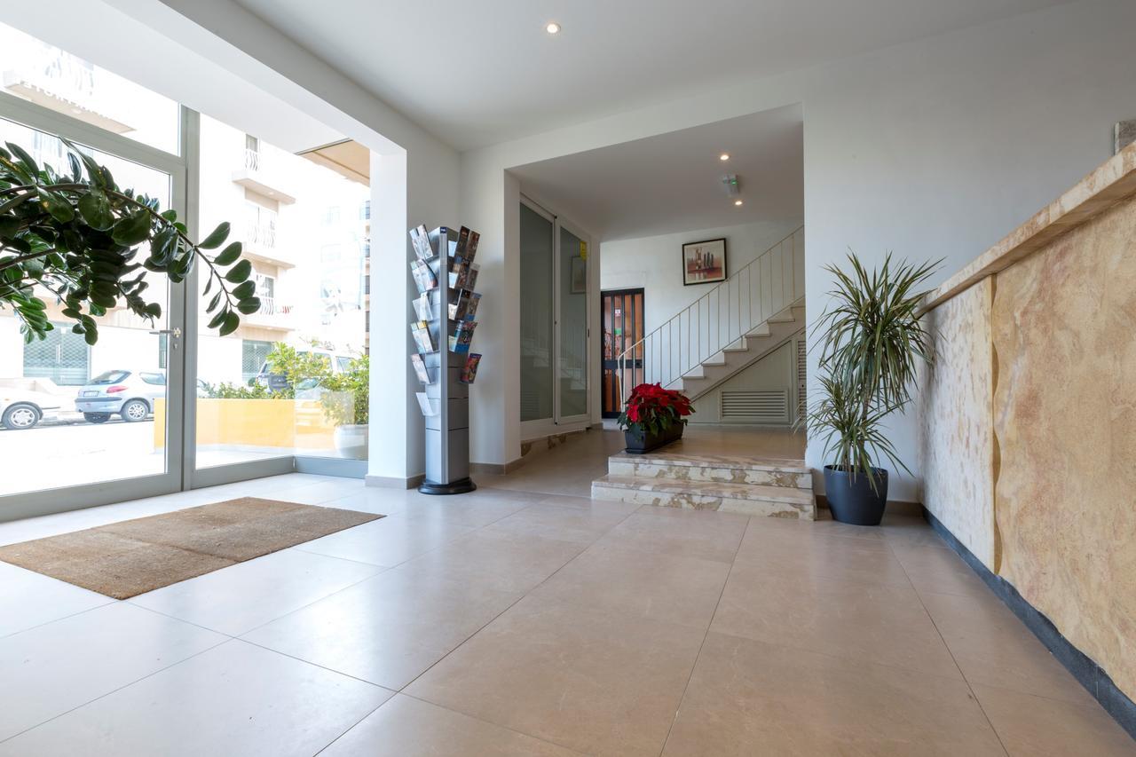 Huli Hotel & Apartments Qawra Dış mekan fotoğraf